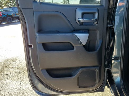 Used 2018 Chevrolet Silverado 1500 LT w/ All Star Edition image 13