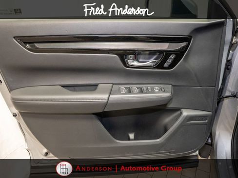 Used 2025 Honda CR-V EX-L image 13