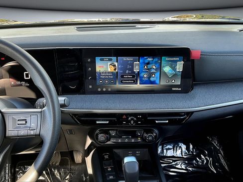 New 2026 Nissan Kicks SV w/ SV Premium Package image 6