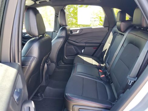 Certified 2024 Ford Escape ST-Line w/ Tech Pack #1 AWD/4WD image 14