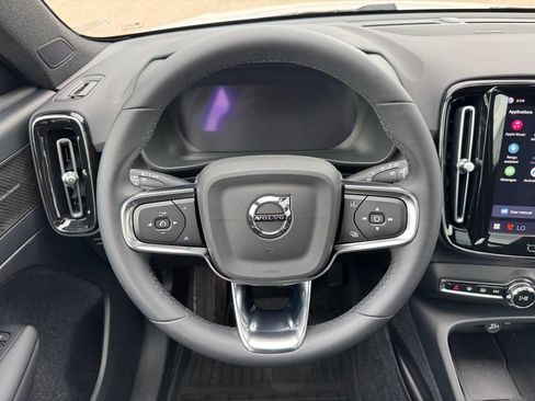 Certified 2023 Volvo XC40 Recharge Ultimate w/ Protection Package Premier AWD/4WD image 11