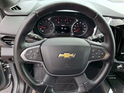 Used 2023 Chevrolet Traverse LT w/ LPO, Floor Liner Package AWD/4WD image 18