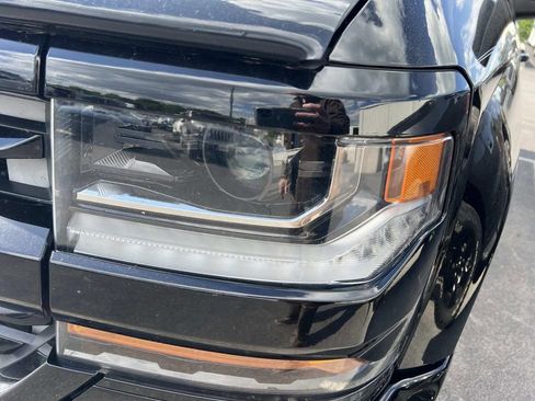Used 2017 Chevrolet Silverado 1500 LT w/ All Star Edition AWD/4WD image 3