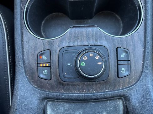 Used 2020 GMC Acadia Denali w/ Trailering Package image 42