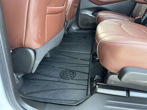 Used 2021 Buick Enclave Avenir image 36