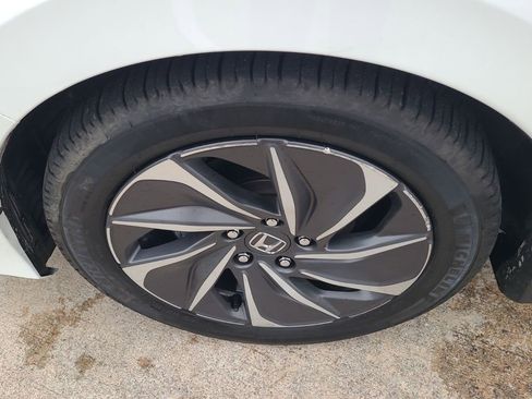 Used 2019 Honda Insight Touring image 10