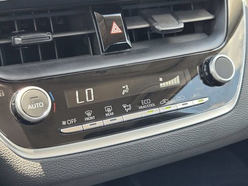 Used 2024 Toyota Corolla LE FWD image 20