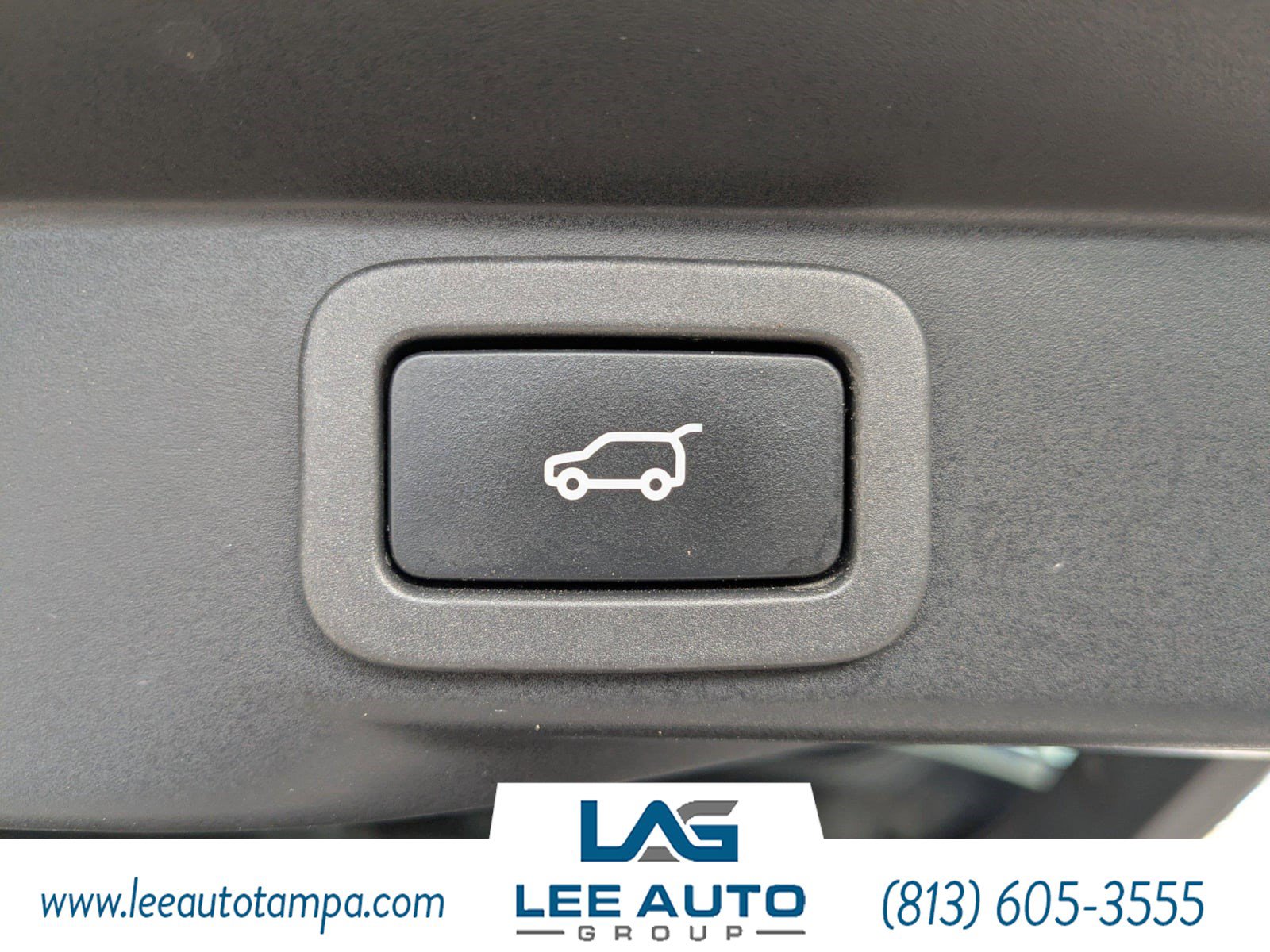 Used 2015 Land Rover Range Rover Sport HSE AWD/4WD image 13