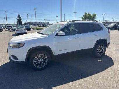 Used 2019 Jeep Cherokee Latitude Plus w/ Comfort/Convenience Group