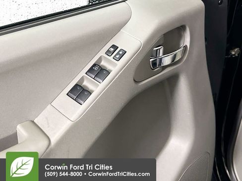 Used 2018 Nissan Frontier SV w/ Value Truck Package image 11