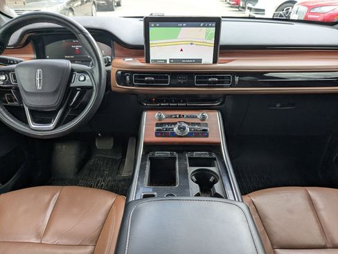 Used 2023 Lincoln Aviator Reserve w/ Equipment Group 201A image 24