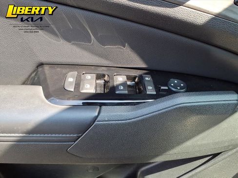 Certified 2023 Kia Sportage X-Pro image 9