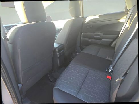 Used 2025 Mitsubishi Outlander Sport AWD image 12