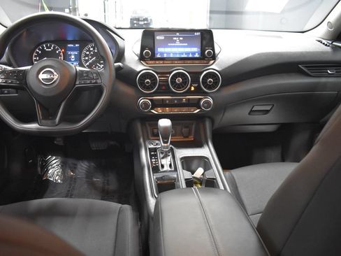 Certified 2025 Nissan Sentra S FWD image 13