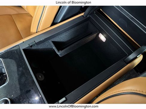 Certified 2025 Lincoln Aviator Black Label w/ Jet Appearance Package image 46