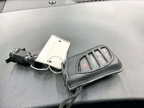 Used 2023 Lexus GX 460 Premium w/ Accessory Package image 15