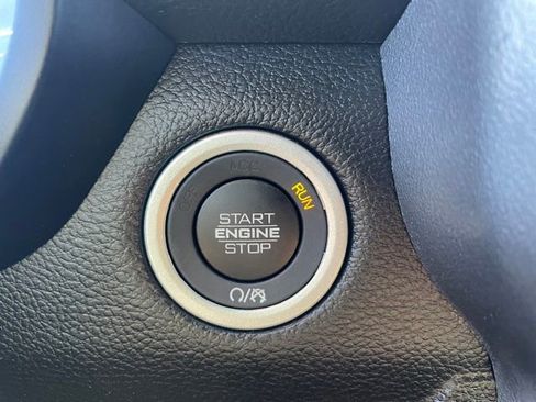 Used 2024 RAM 1500 Lone Star image 18