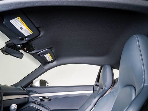 Used 2025 Porsche 718 Cayman S image 18