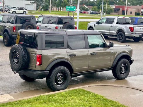 New 2026 Ford Bronco Big Bend w/ Black Diamond Package AWD/4WD image 6