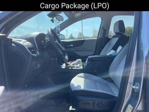 Certified 2023 Chevrolet Equinox LS w/ LS Convenience Package FWD image 12