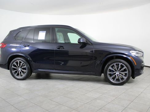 Certified 2023 BMW X5 xDrive40i w/ M Sport Package image 8