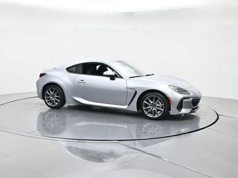 Used 2025 Subaru BRZ Premium RWD image 3