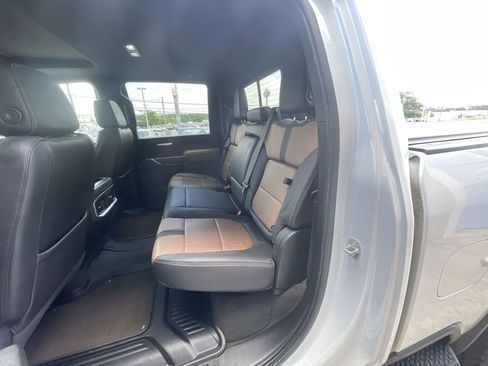 Certified 2022 Chevrolet Silverado 2500 High Country w/ Safety Package II AWD/4WD image 25