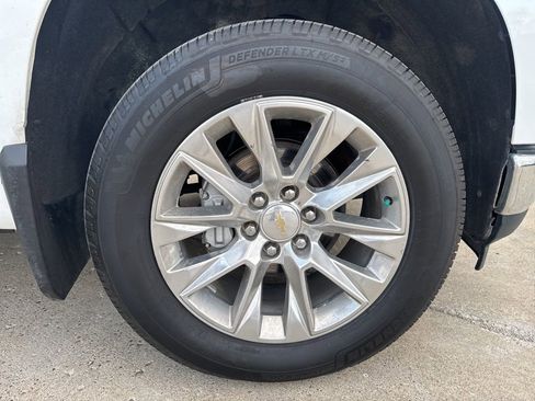 Used 2021 Chevrolet Silverado 1500 LTZ w/ LTZ Premium Package image 9