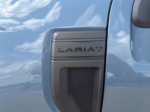 New 2025 Ford Maverick Lariat w/ Black Appearance Package AWD/4WD image 12