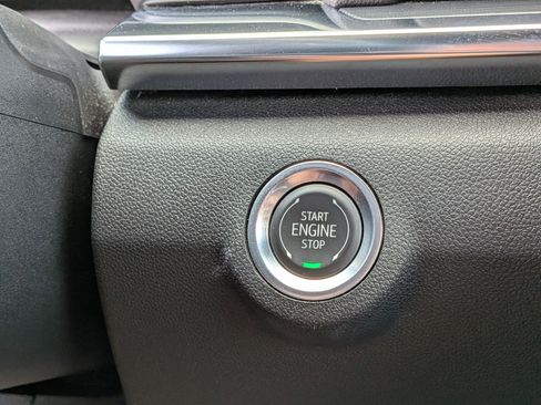 Used 2025 GMC Terrain Elevation FWD image 30
