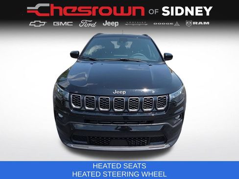 Used 2025 Jeep Compass Latitude w/ Altitude Special Edition AWD/4WD image 2