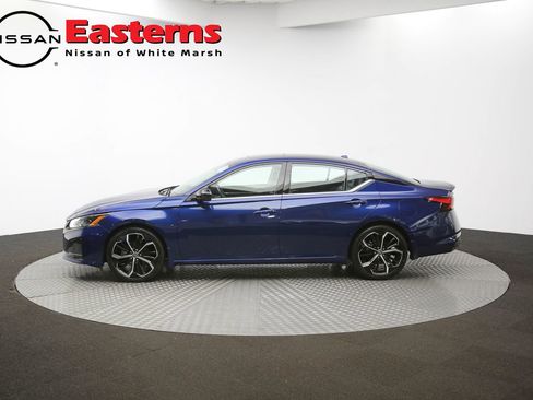 Used 2023 Nissan Altima 2.5 SR w/ SR Premium Package FWD image 57