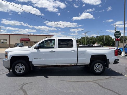 Used 2015 Chevrolet Silverado 2500 LT AWD/4WD image 18