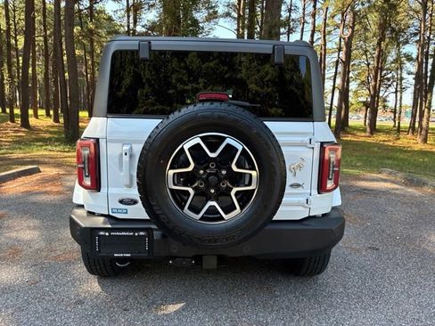 Used 2024 Ford Bronco Outer Banks AWD/4WD image 4