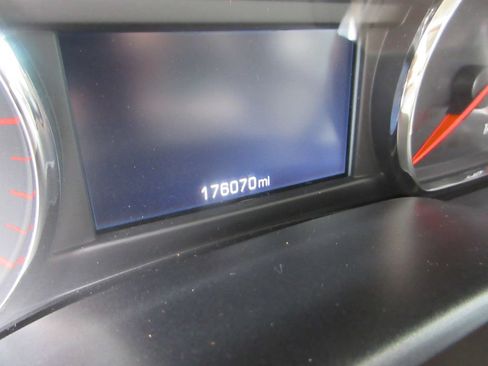 Used 2016 GMC Sierra 1500 SLT AWD/4WD image 32