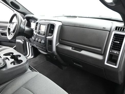 Used 2024 RAM 1500 Warlock RWD image 17