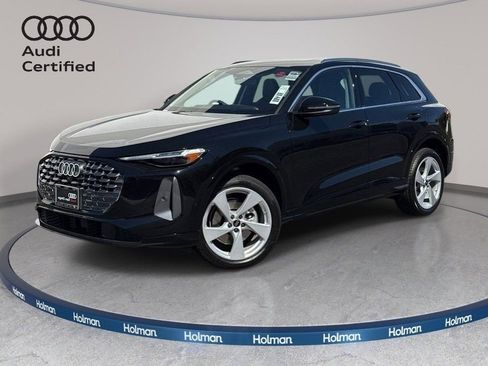 Used 2025 Audi Q5 Premium Plus w/ Premium Plus AWD/4WD image 1