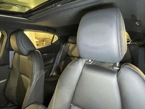 Used 2023 MAZDA MAZDA3 s FWD image 18
