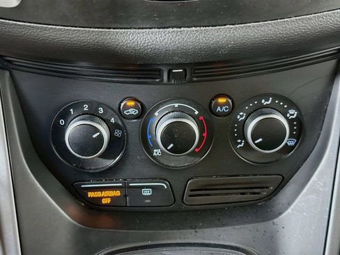 Used 2015 Ford Escape SE FWD image 15