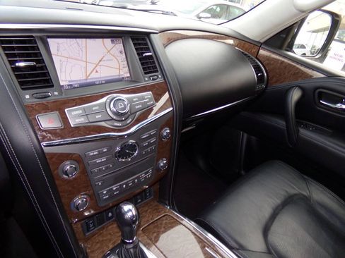 Used 2015 INFINITI QX80 4WD w/ Driver's Assistance Package image 59