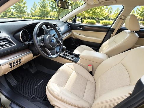 Used 2019 Subaru Outback 2.5i Limited AWD/4WD image 25