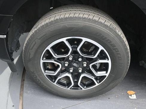 Used 2023 Ford F150 XLT w/ Equipment Group 302A High RWD image 9