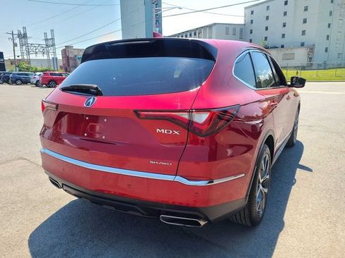 Used 2024 Acura MDX SH-AWD w/ Technology Package image 8