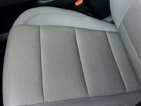 Used 2024 Chevrolet Traverse LT w/ Midnight/Sport Edition image 25