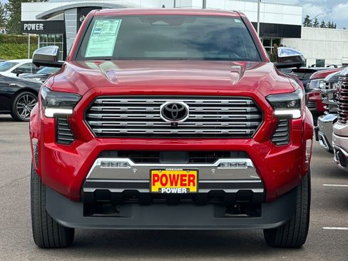 Used 2024 Toyota Tacoma Limited w/ Limited Package (LT) AWD/4WD image 9