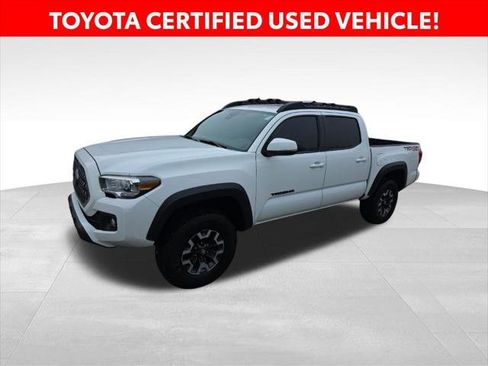 Certified 2019 Toyota Tacoma TRD Off-Road w/ Technology Package AWD/4WD image 1