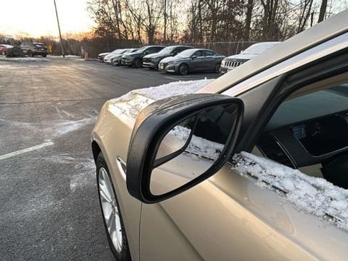 Used 2018 Ford Taurus SE image 36