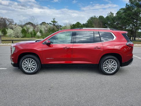 Certified 2025 GMC Acadia Denali image 2