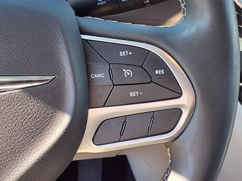 Used 2023 Chrysler Voyager LX FWD image 18