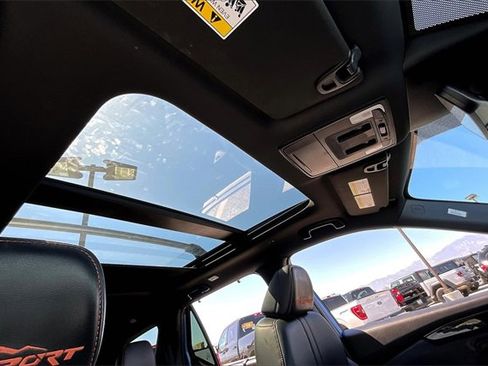 Used 2025 Honda Pilot TrailSport image 29